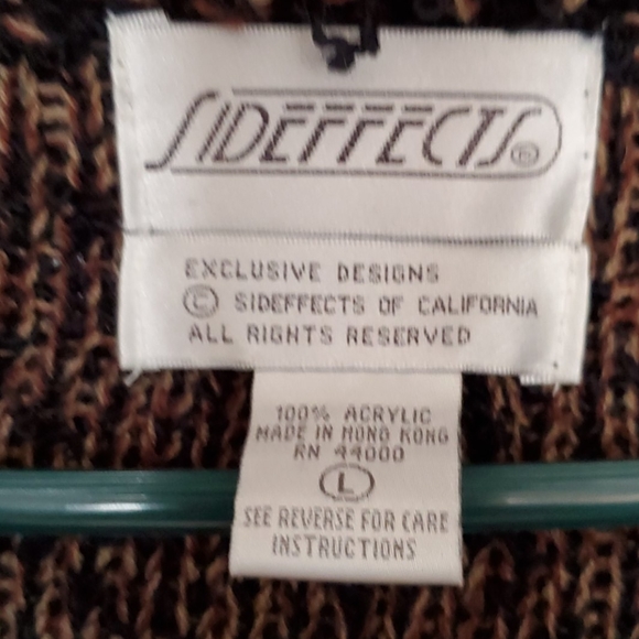 Sweater' Sideffects - Picture 3 of 3